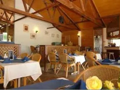 Colonial Palms Motor Inn Airlie Beach Motel
