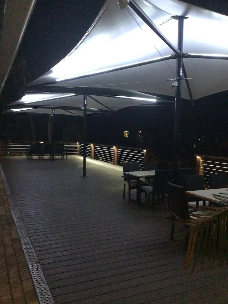 Motel Colonial Palms Motor Inn Airlie Beach