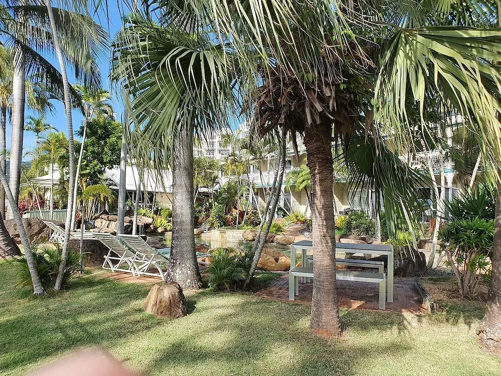 *** Motel Colonial Palms Motor Inn Airlie Beach Australien