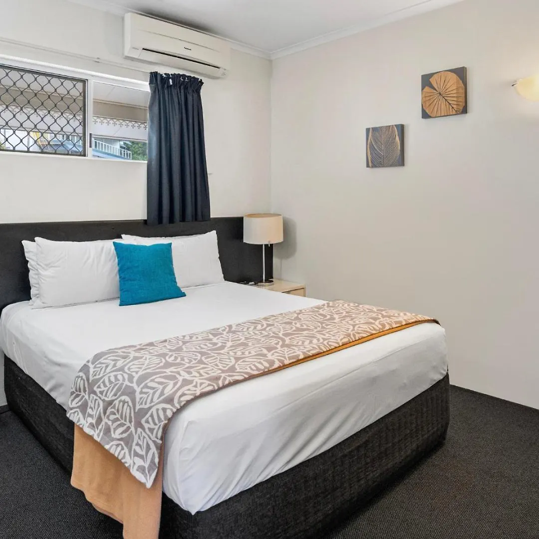 *** Motel Colonial Palms Motor Inn Airlie Beach Australien