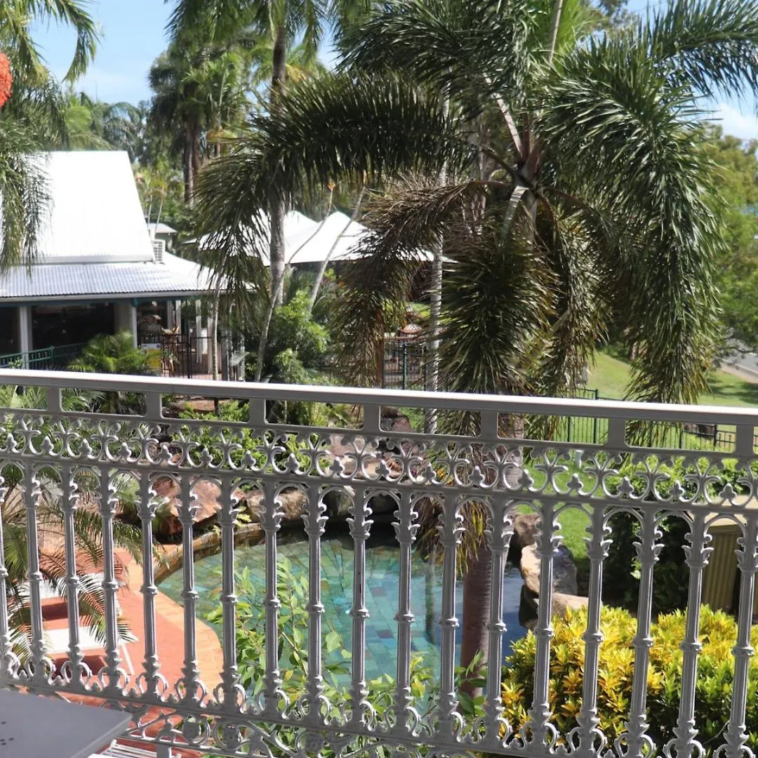 *** Motel Colonial Palms Motor Inn Airlie Beach Australien