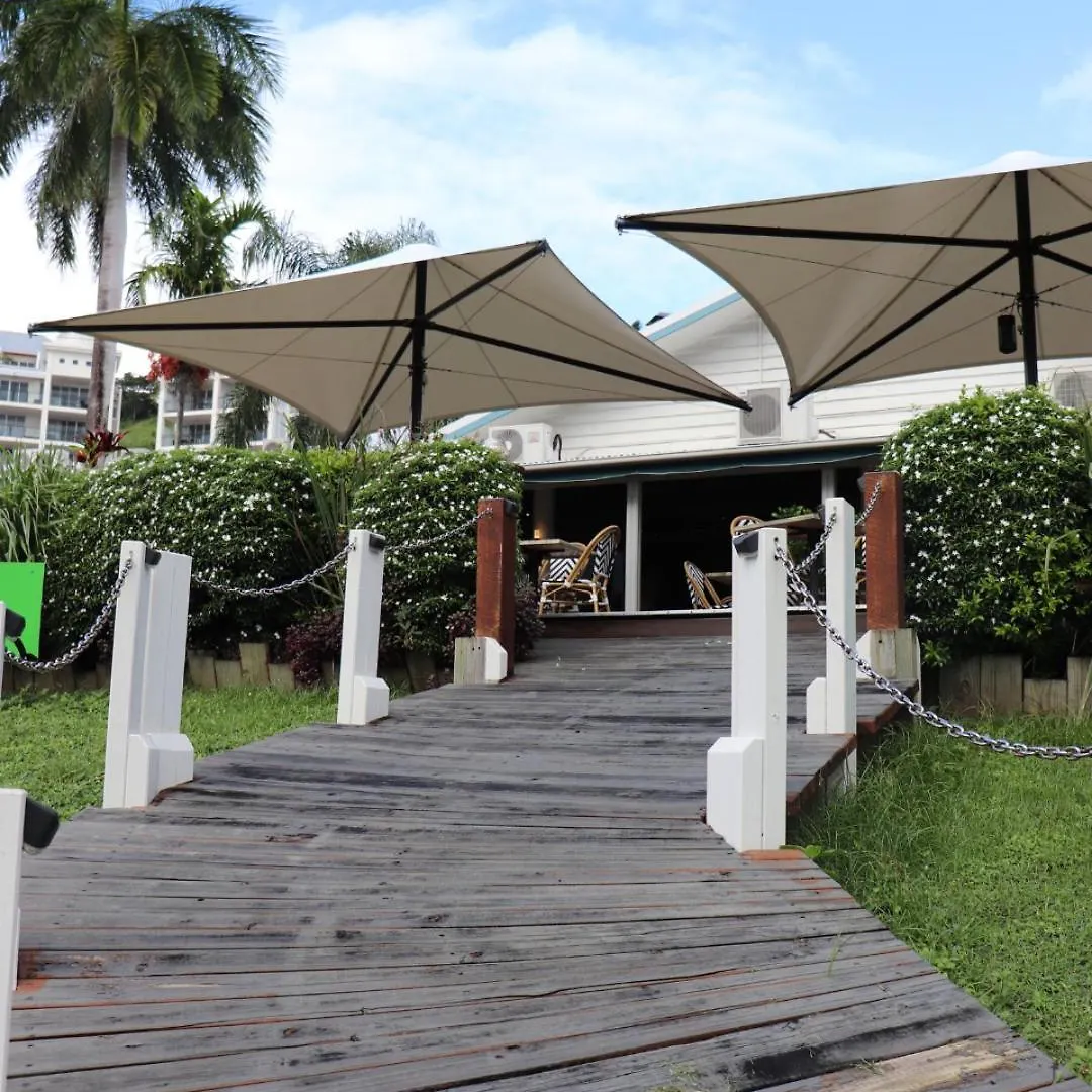 *** Motel Colonial Palms Motor Inn Airlie Beach Australien